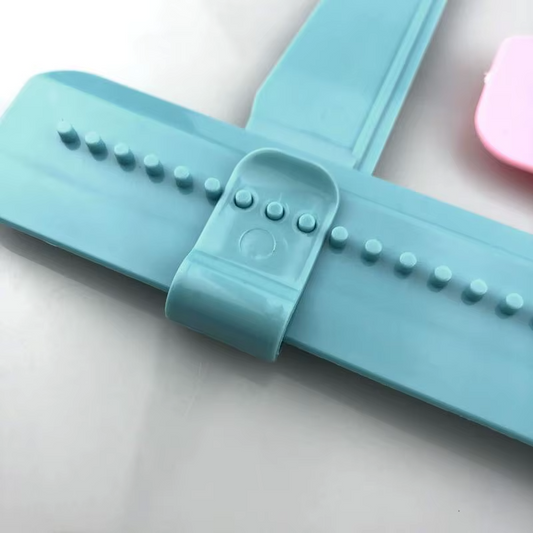 Adjustable Cake Smoother & Decorating Scraper